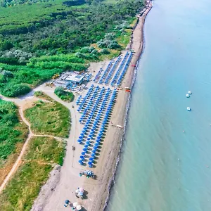https://camping-toscana-bella.it-tuscanyhotel.com